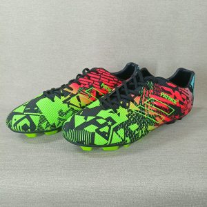 Tacos de Futbol 11 Kelme negro y verde